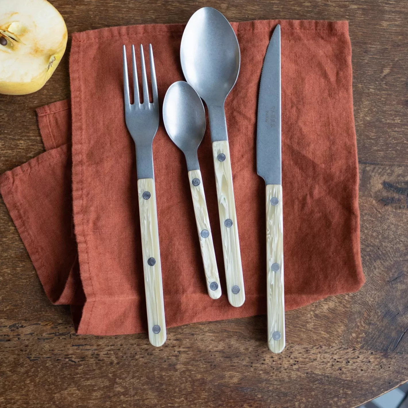 Sabre Paris Soup Spoon>Bistrot Vintage Horn, Faux Horn