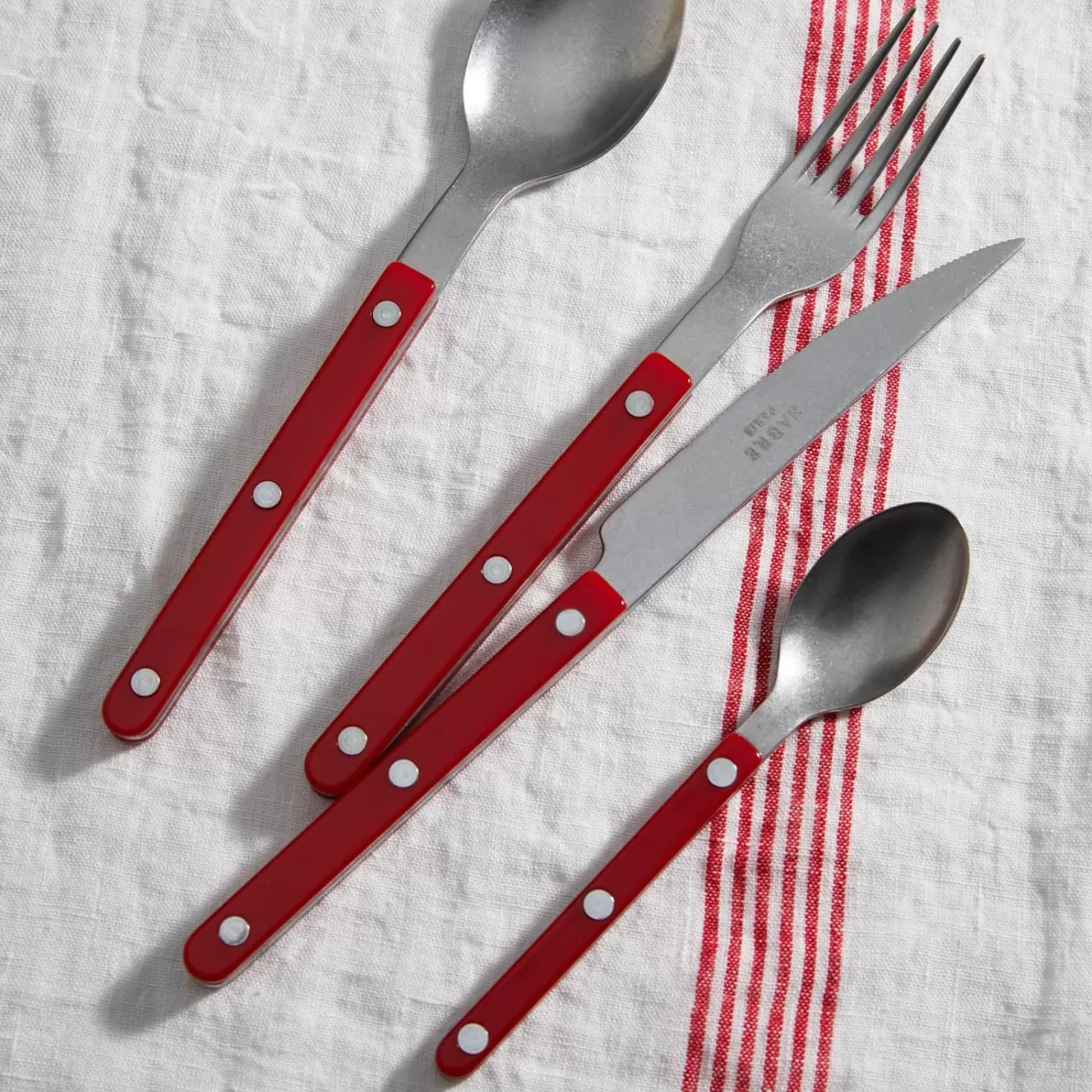Sabre Paris Dinner Fork>Bistrot Vintage Solid, Burgundy