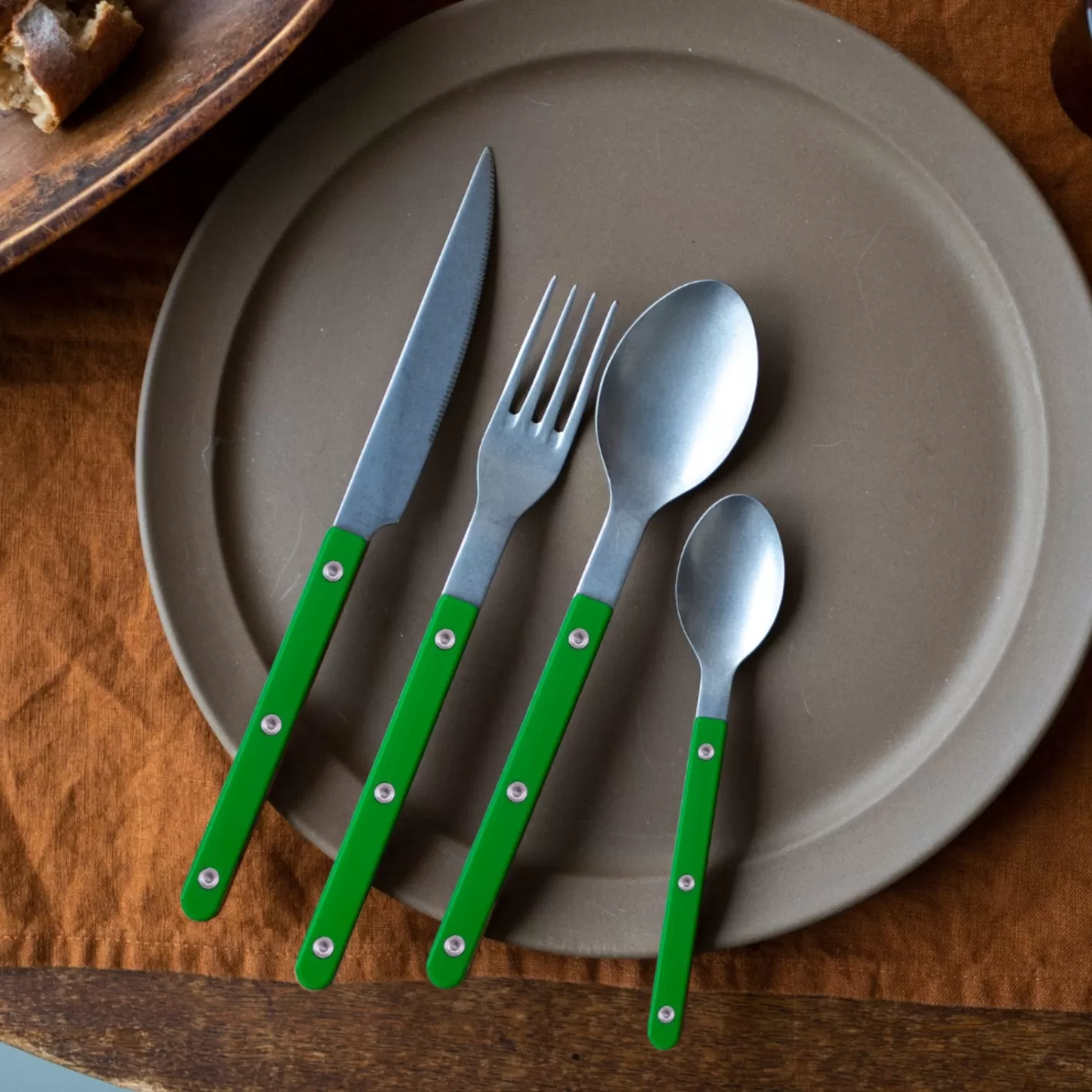 Sabre Paris Soup Spoon>Bistrot Vintage Solid, Garden green