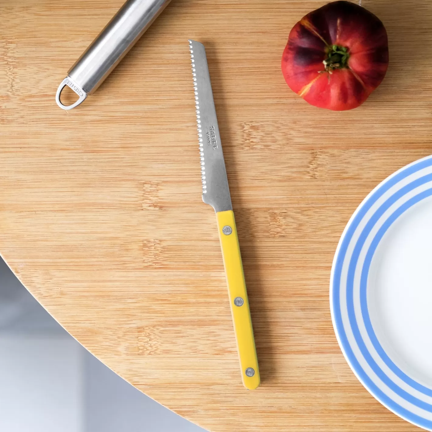 Sabre Paris Tomato Knife>Bistrot Vintage Solid, Yellow
